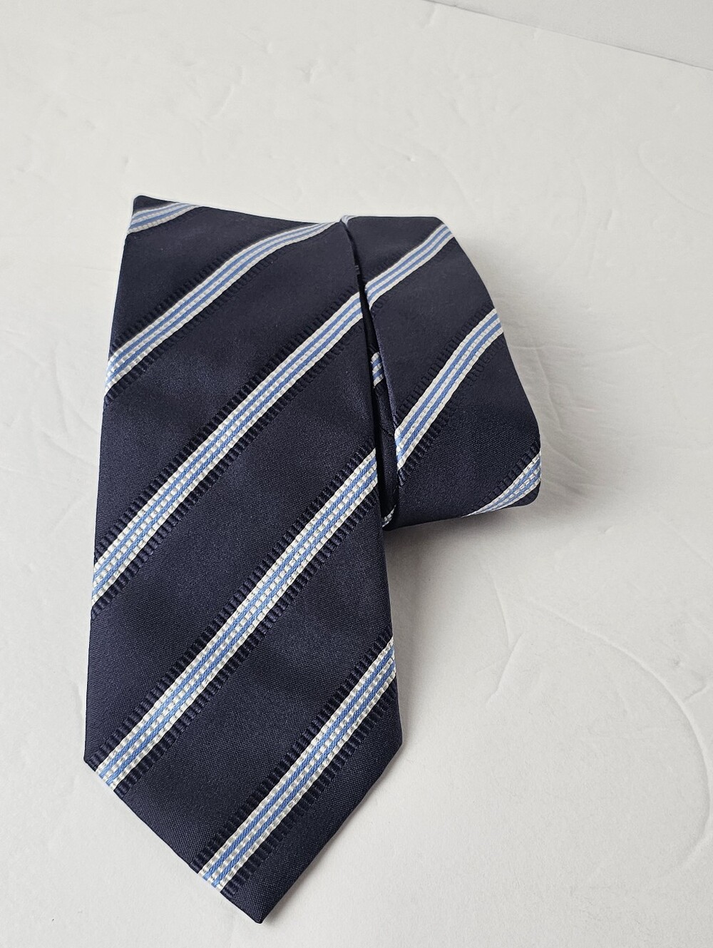 Armani Collezioni 100% Silk Jacquard Striped Tie Necktie Navy Blue Spring